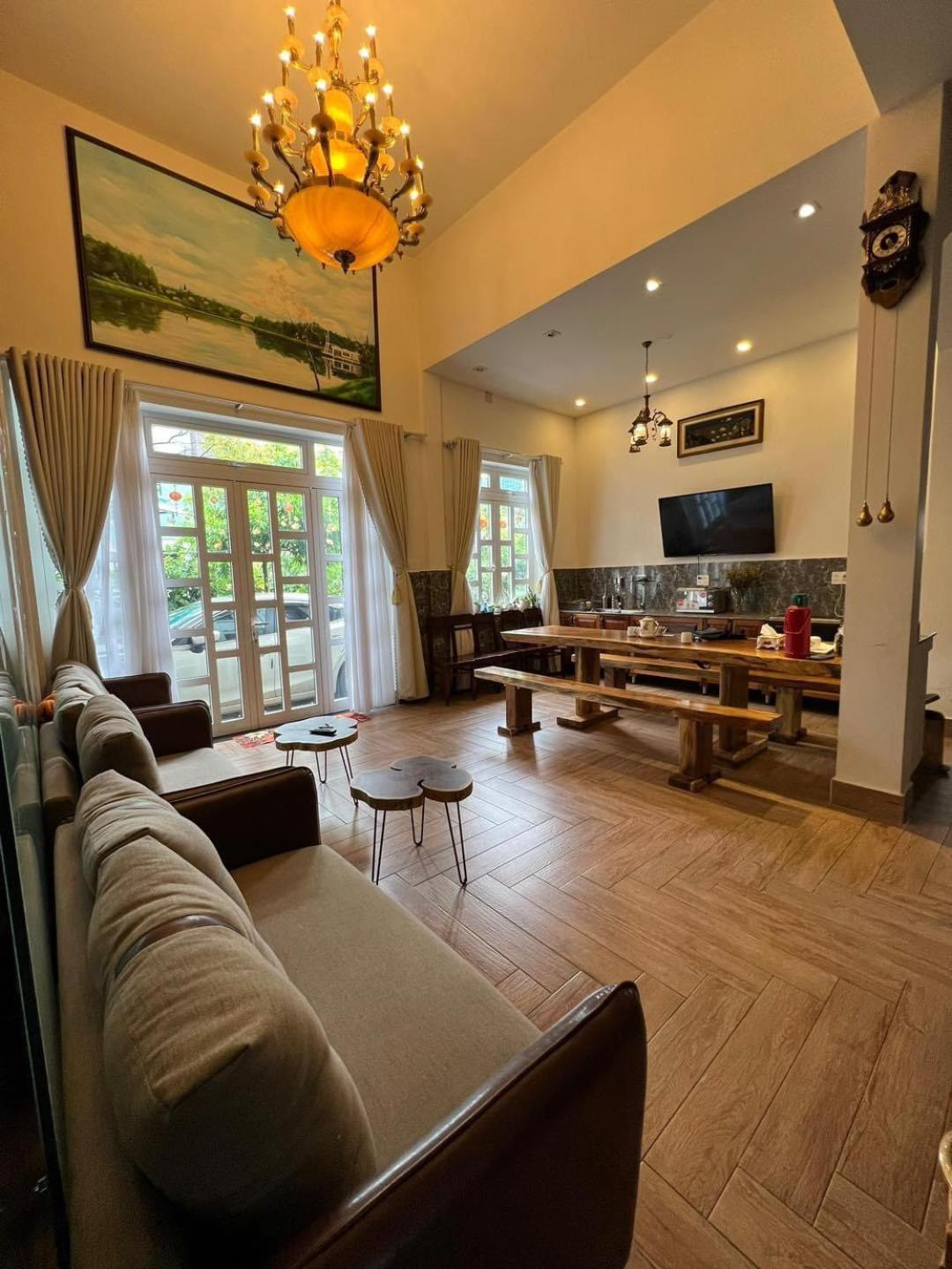 De Daisy Villa Homestay Da Lat Exterior foto